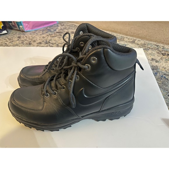 Nike ACG Men Black Leather Waterproof Hiking Boots Size 8.5